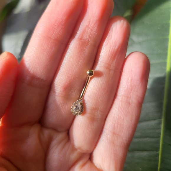 14K Solid Gold Belly Button Ring - Picture 6 of 8